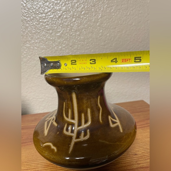 Native American Vintage Art Pottery Ceramic Vase 5” Tall - Picture 10 of 11